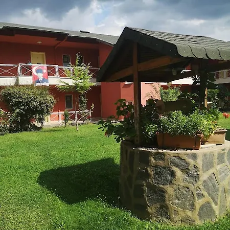 Unikent Evleri Апарт-отель *